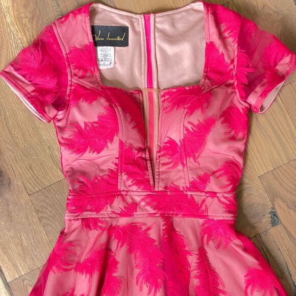 Lucca Vasconcellos Womans Feather Embroidered Mini Dress Size Medium - Picture 4 of 16